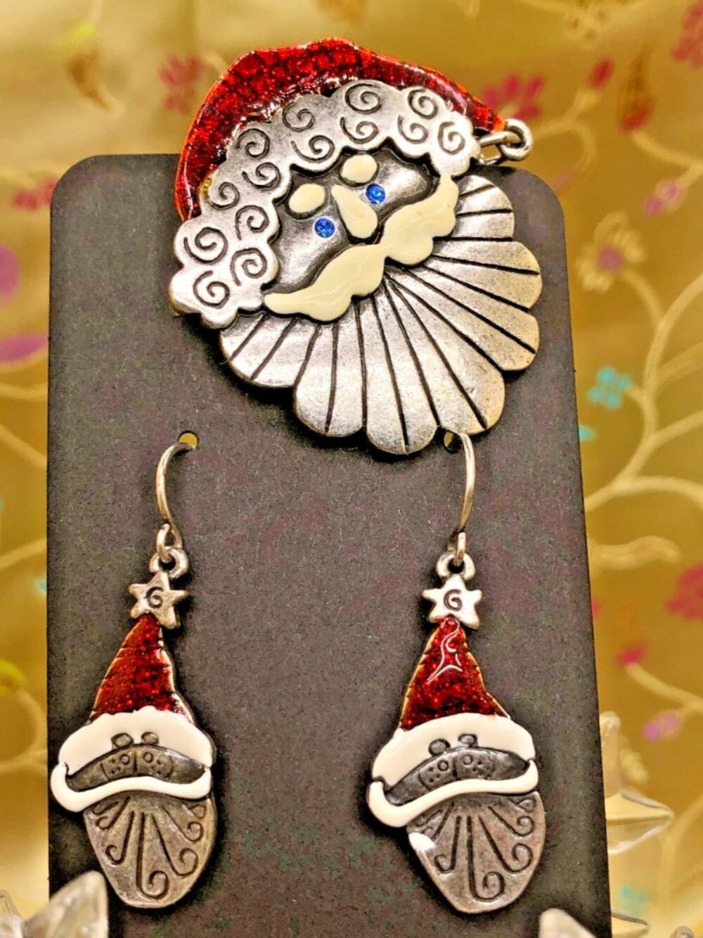 Santa Pin Pendant & Pierced Earrings Set Silver Tone Kim Rogers unsigned